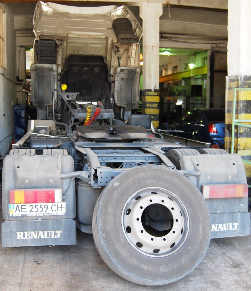 Truck brake system repair in Dnipro